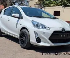 Toyota Aqua - 4