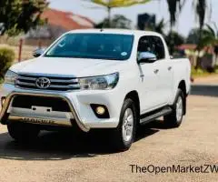 Toyota Hilux - 4