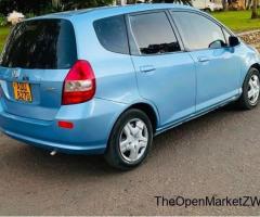 Very Clean Honda Fit - 2