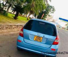Very Clean Honda Fit - 3